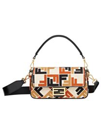 Fendi Baguette 8BR600 