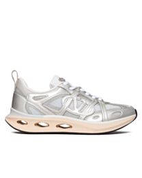 Valentino Men's Vlogo Easyjog Sneaker In Mirror And Fabric Silver